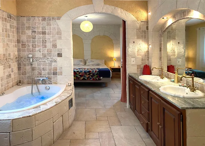 Maison Avec 2 Appartements, Jacuzzi Et Acces Prive A La Riviere Ladern-sur-Lauquet